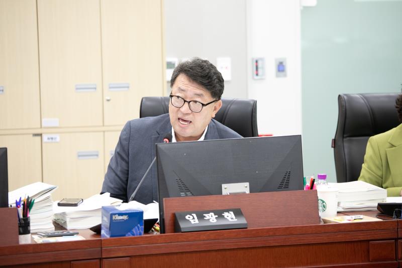 제384회 임시회 제4차 경기도청예산결산특별위윈회_8