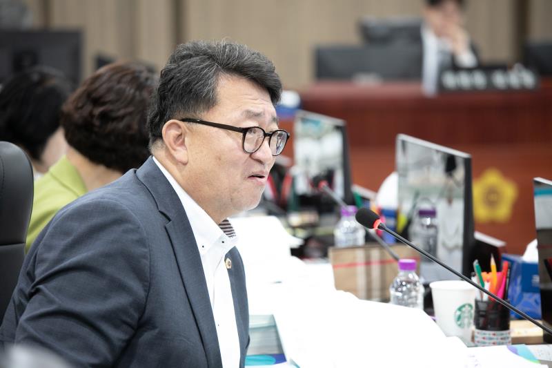 제384회 임시회 제4차 경기도청예산결산특별위윈회_10