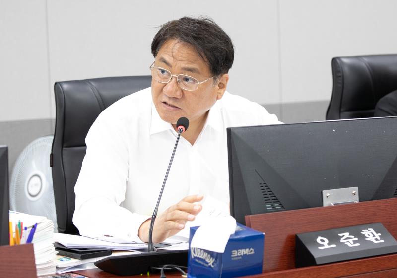 제384회 임시회 제4차 경기도청예산결산특별위윈회_8