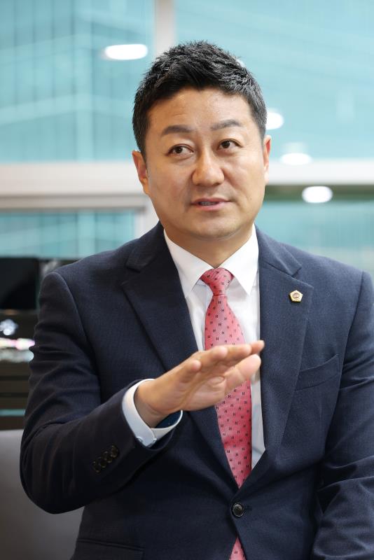 김진경 의장 한국일보 인터뷰_8