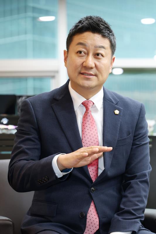 김진경 의장 한국일보 인터뷰_9