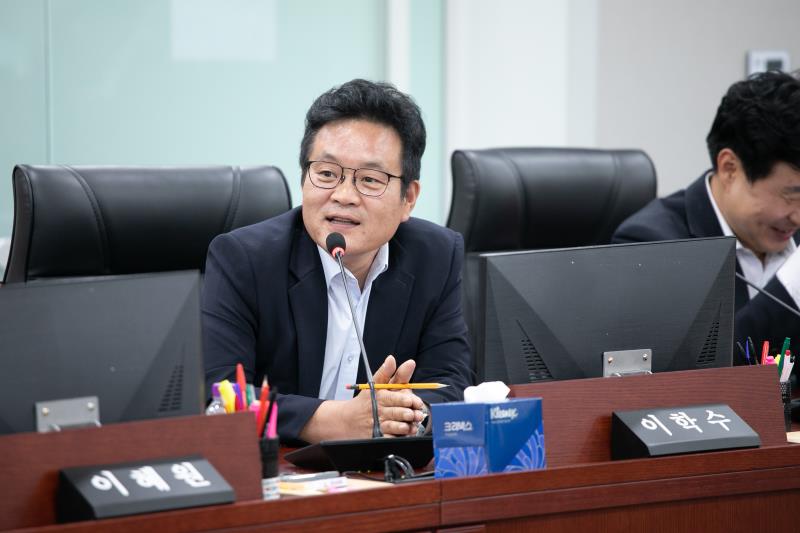 제384회 임시회 제3차 경기도교육청예산결산특별위원회 사진 6