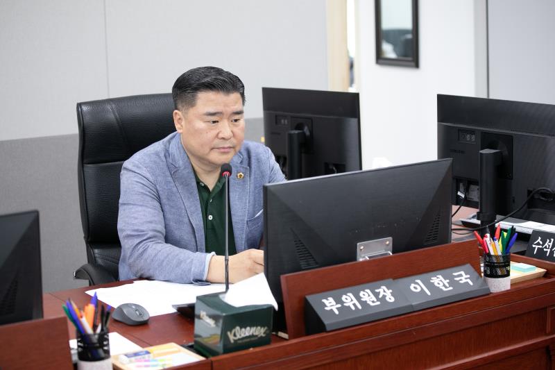 제384회 임시회 제3차 경기도교육청예산결산특별위원회_3