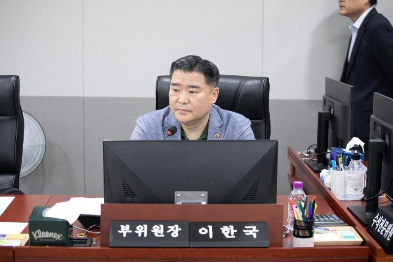 제384회 임시회 제3차 경기도교육청예산결산특별위원회_5