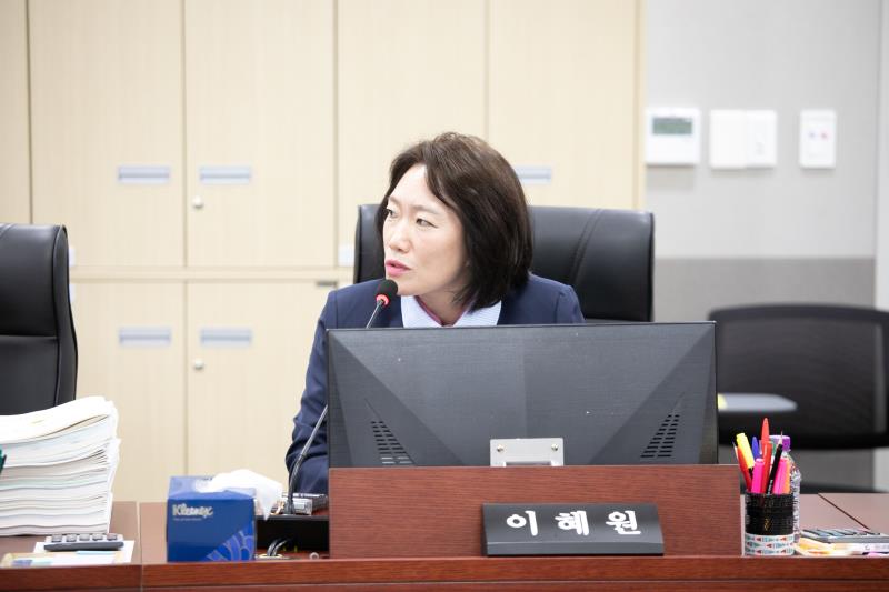 제384회 임시회 제3차 경기도교육청예산결산특별위원회_8