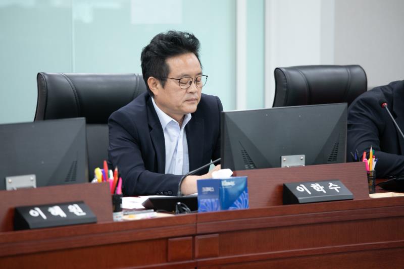 제384회 임시회 제3차 경기도교육청예산결산특별위원회_2