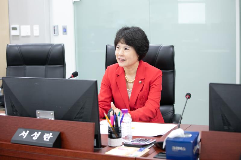 제384회 임시회 제3차 경기도교육청예산결산특별위원회_4