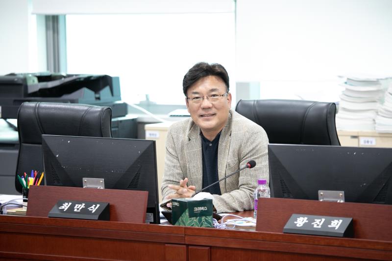 제384회 임시회 제3차 경기도교육청예산결산특별위원회_7