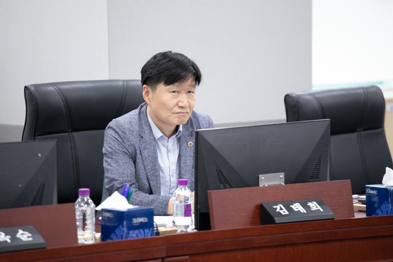 제384회 임시회 제3차 경기도교육청예산결산특별위원회_3