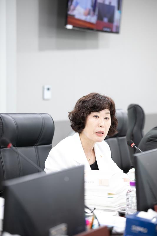 제384회 임시회 제5차 경기도청예산결산특별위윈회_10