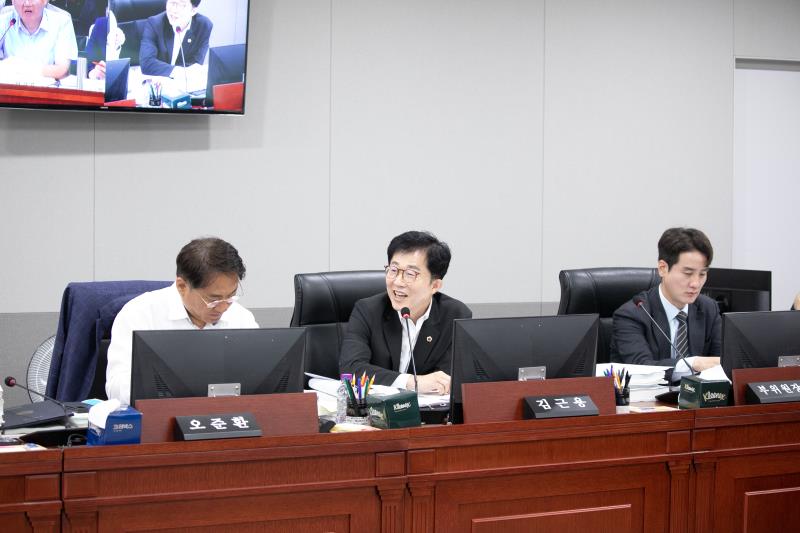 제384회 임시회 제5차 경기도청예산결산특별위윈회_5