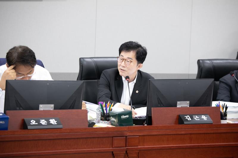 제384회 임시회 제5차 경기도청예산결산특별위윈회_7