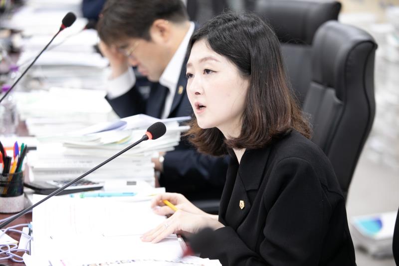 제384회 임시회 제5차 경기도청예산결산특별위윈회_2