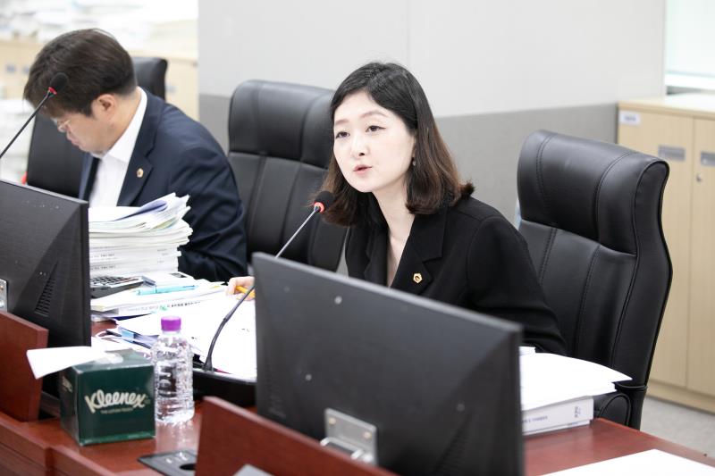 제384회 임시회 제5차 경기도청예산결산특별위윈회_5