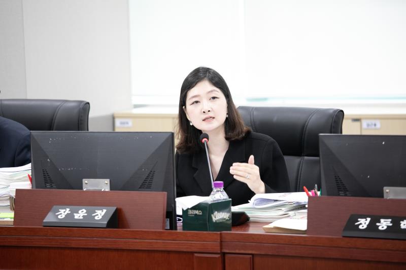 제384회 임시회 제5차 경기도청예산결산특별위윈회_8