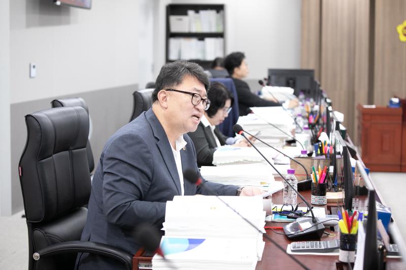 제384회 임시회 제5차 경기도청예산결산특별위윈회_4