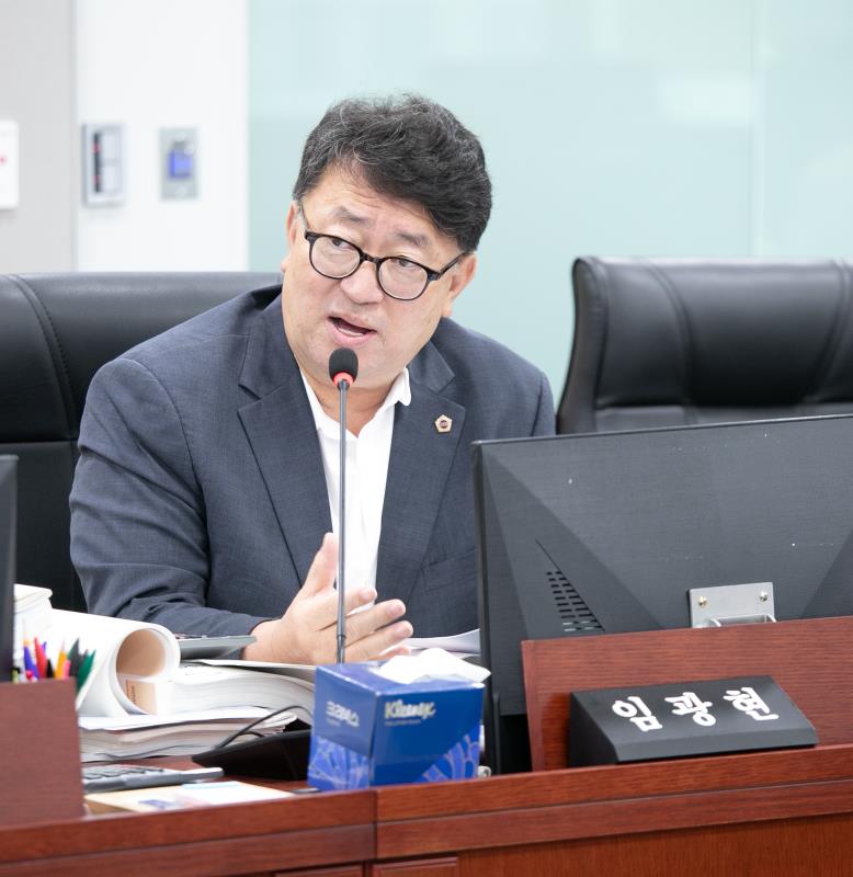 제384회 임시회 제5차 경기도청예산결산특별위윈회_7