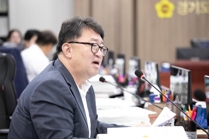제384회 임시회 제5차 경기도청예산결산특별위윈회_8
