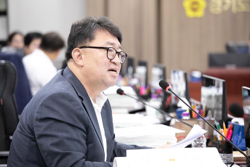 제384회 임시회 제5차 경기도청예산결산특별위윈회_9