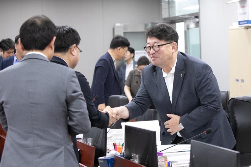 제384회 임시회 제5차 경기도청예산결산특별위윈회_10
