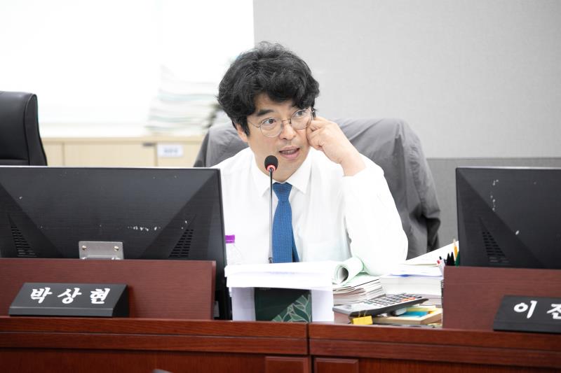 제384회 임시회 제5차 경기도청예산결산특별위윈회_6