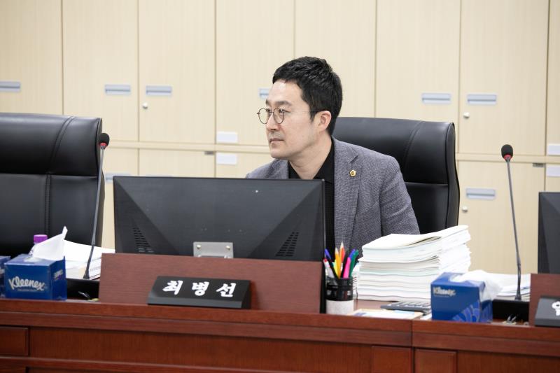 제384회 임시회 제5차 경기도청예산결산특별위윈회_5