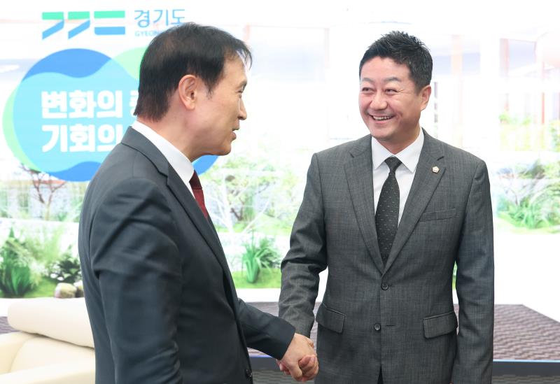 경기도의회 김진경 의장, 경기도지사, 경기도교육감 정담회_2