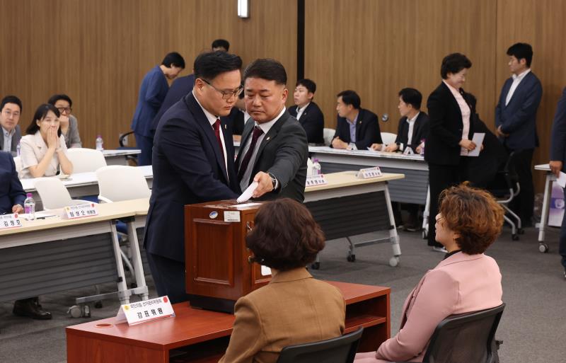 국민의힘 대표 선출 및 의원총회_5