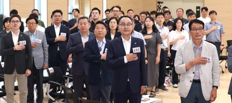 위기이 농가 극복을 위한 산업 정책진단 및 대책 정책 토론회_2