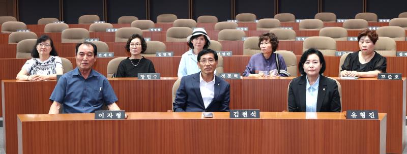 군포시 통장 협의회 회장단 의회 방문 및 견학 사진 6