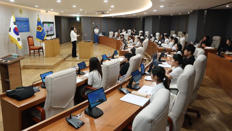 2025년 제25회 청소년 의회교실(용인 갈곡초) 사진 3
