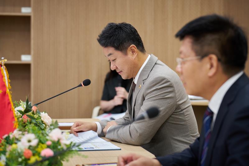 장쑤성 인민대표대회 우호대표단 접견_8