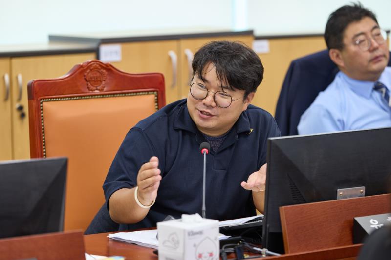 제385회 임시회 제1차 여성가족평생교육위원회_6