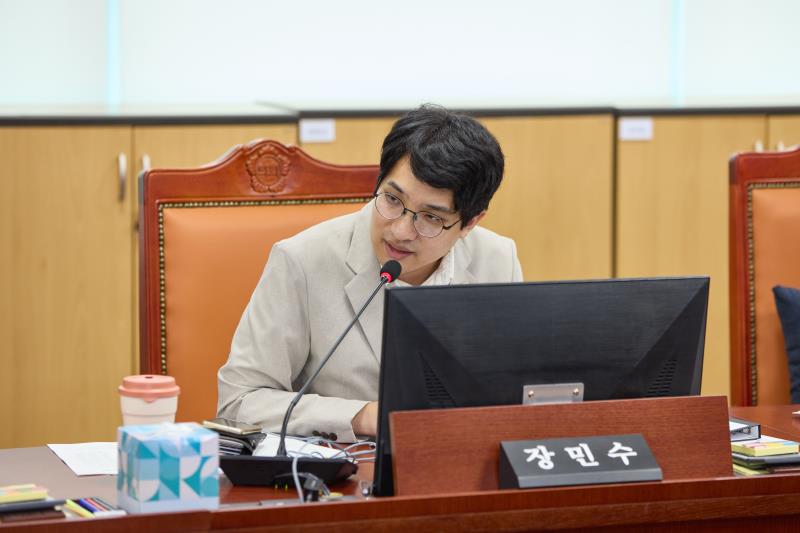 제385회 임시회 제1차 여성가족평생교육위원회_3
