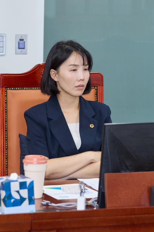 제385회 임시회 제1차 여성가족평생교육위원회_3