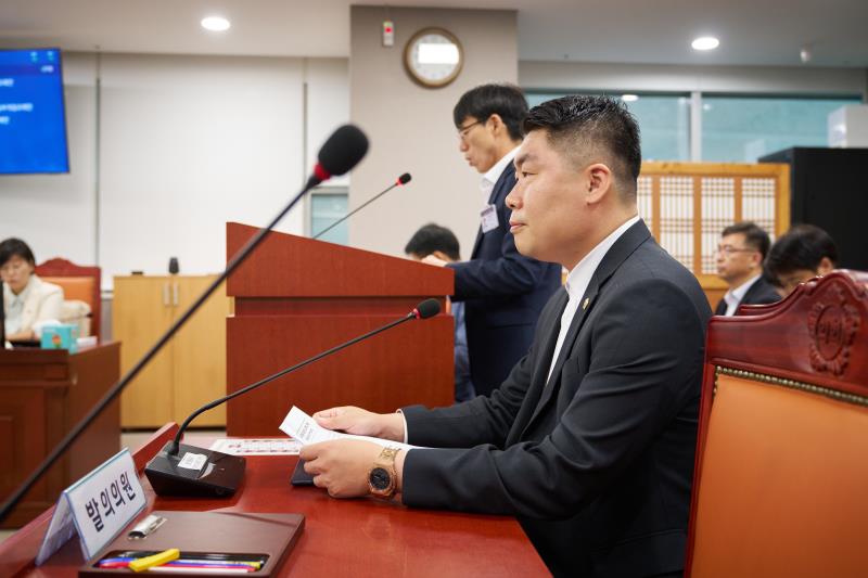 제385회 임시회 제1차 안전행정위원회_8