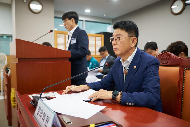 제385회 임시회 제1차 안전행정위원회_9