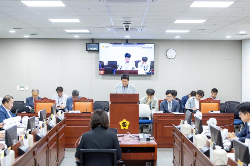 제385회 임시회 제1차 미래과학협력위원회_4