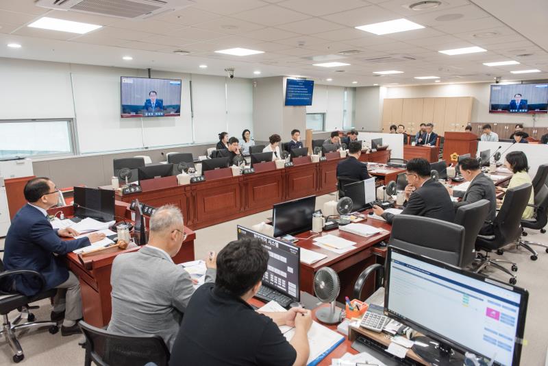 제385회 임시회 제1차 경제노동위원회