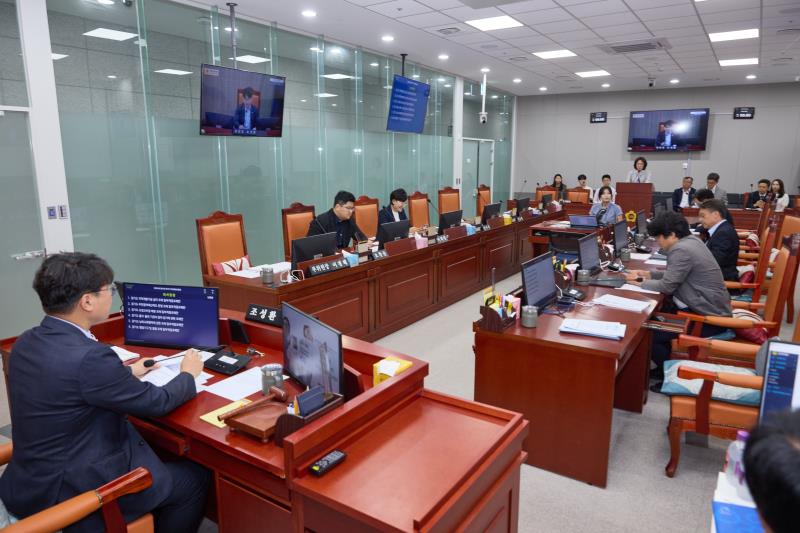 제385회 임시회 제1차 기획재정위원회