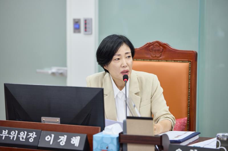 제385회 임시회 제1차 기획재정위원회 사진 3