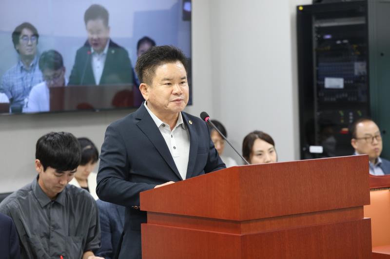 제385회 임시회 제1차 건설교통위원회_5