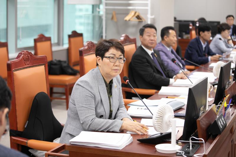 제385회 임시회 제1차 건설교통위원회_6