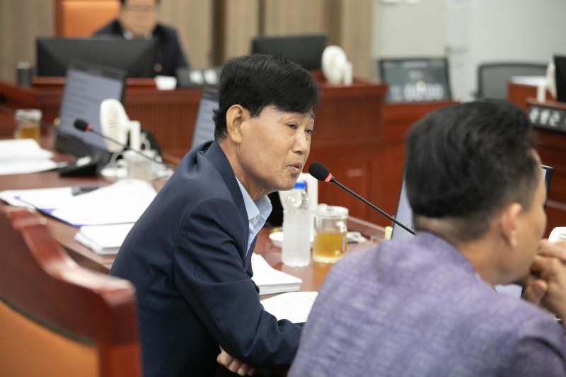 제385회 임시회 제1차 건설교통위원회_4