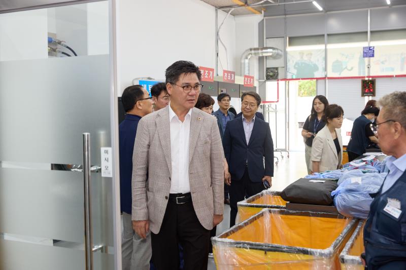 제385회 임시회 경제노동위원회 현장방문-2