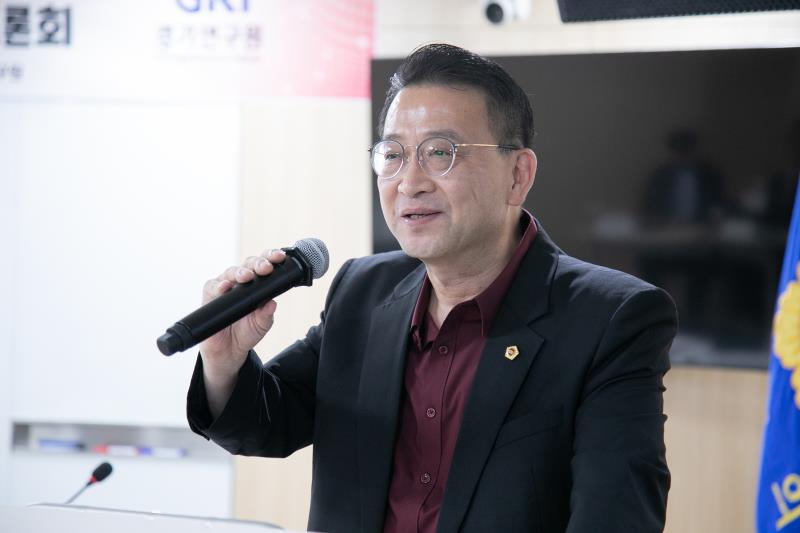 초개인화 탄소 발자국 관리 시스템 구축 및 시민 주도형 탄소중립도시 생태계 조성 정책토론회_7