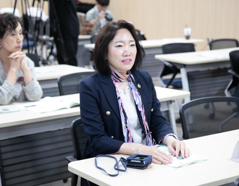 초개인화 탄소 발자국 관리 시스템 구축 및 시민 주도형 탄소중립도시 생태계 조성 정책토론회