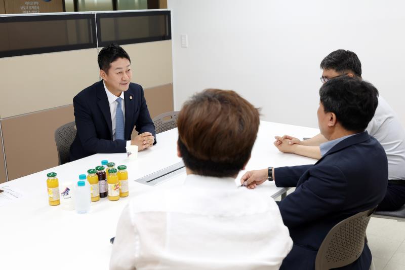 사진자료