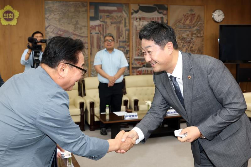 사진자료