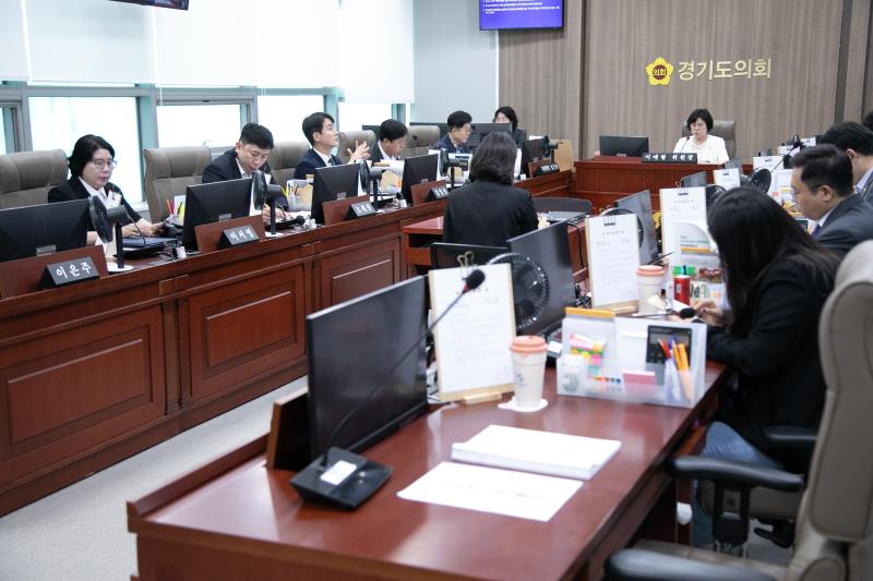 제385회 임시회 제1차 교육행정위원회